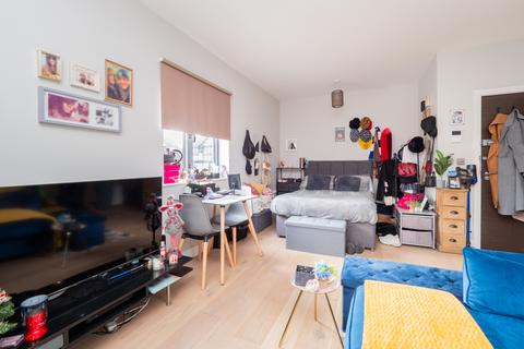 1 bedroom apartment for sale, The Broadway, Sutton SM3