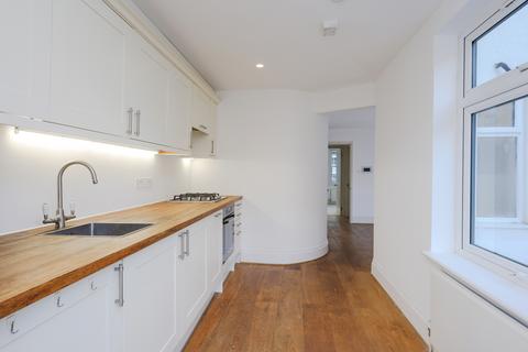 1 bedroom apartment for sale, Kingston Road, London SW19