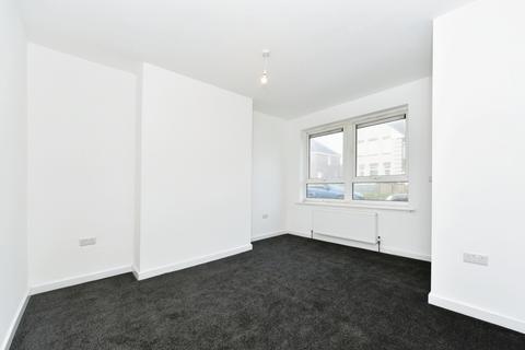25 Oaks Fold Road, Sheffield, S5 0TE