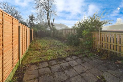 25 Oaks Fold Road, Sheffield, S5 0TE