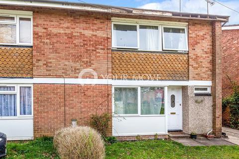 undefined, Cherrywood Avenue, Egham TW20