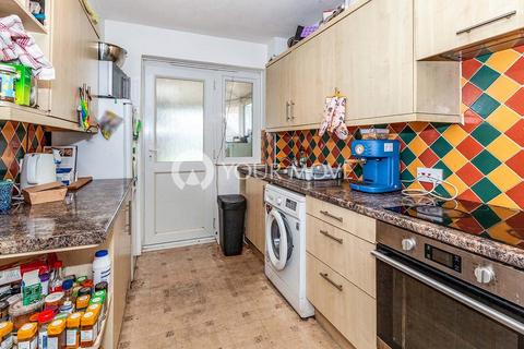undefined, Cherrywood Avenue, Egham TW20