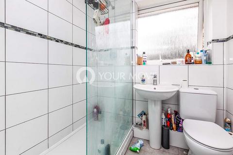 undefined, Cherrywood Avenue, Egham TW20