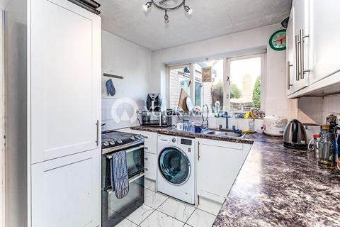 undefined, Caddy Close, Surrey TW20