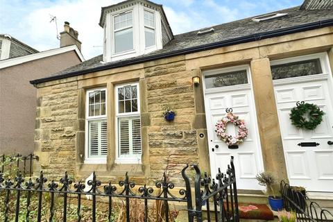 3 bedroom semi-detached house to rent, Old Redding Road, Falkirk FK2