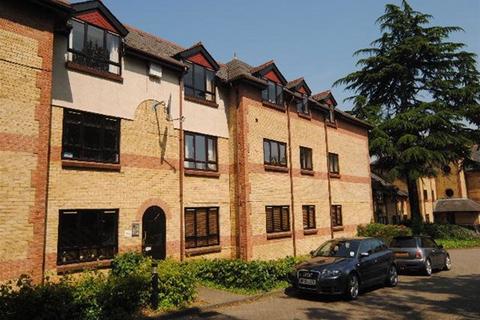 2 bedroom flat to rent, Hatfield Road, St Albans