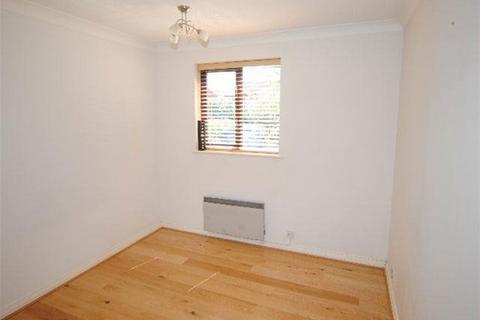 2 bedroom flat to rent, Hatfield Road, St Albans