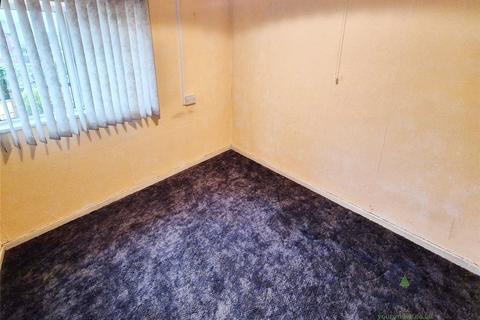 2 bedroom flat for sale, Drakeford Grove, Norton, Staffordshire ST6