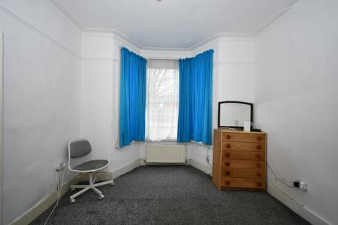 3 bedroom terraced house to rent, Bull Road, London,  E15