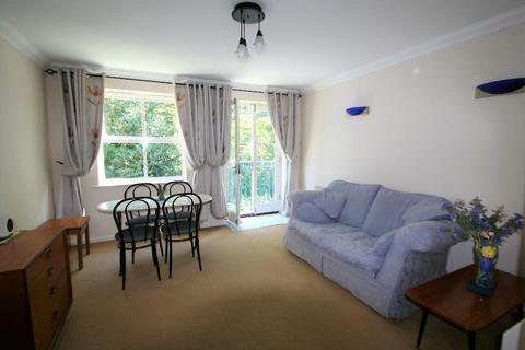 2 bedroom flat to rent, River Bank Close, Maidstone ME15