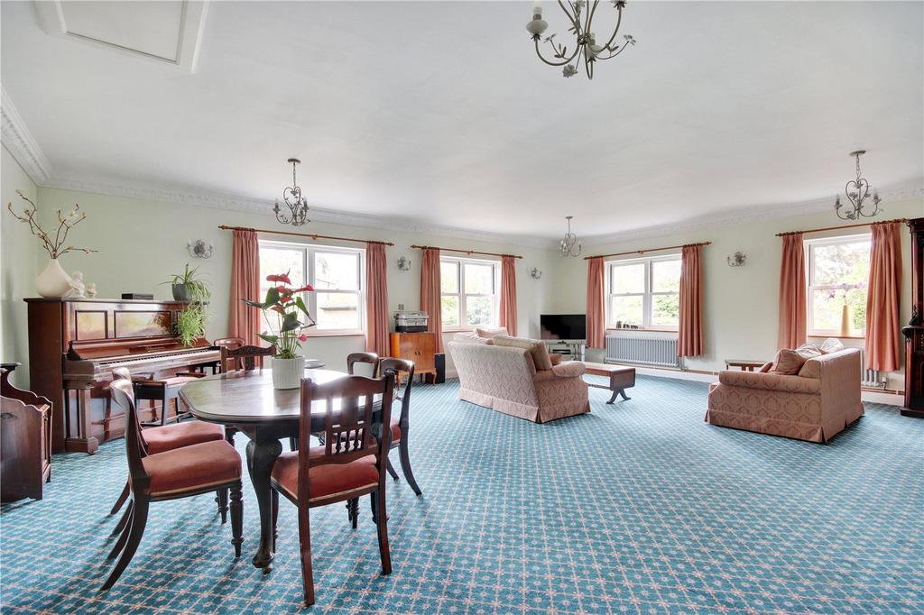 Family/Dining Room