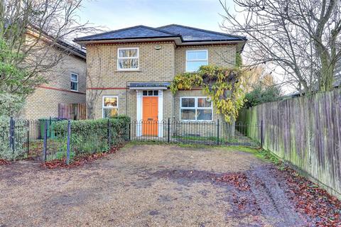 4 bedroom detached house for sale, Morgans, Cambridge CB24