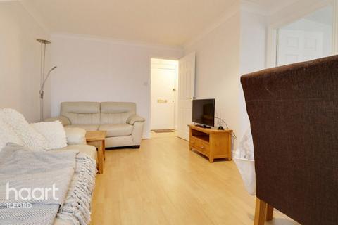 1 bedroom apartment to rent, Azalea Close, ILFORD