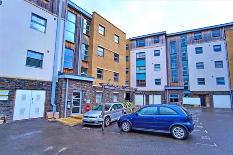 2 bedroom flat to rent, Talavera Close, Bristol BS2