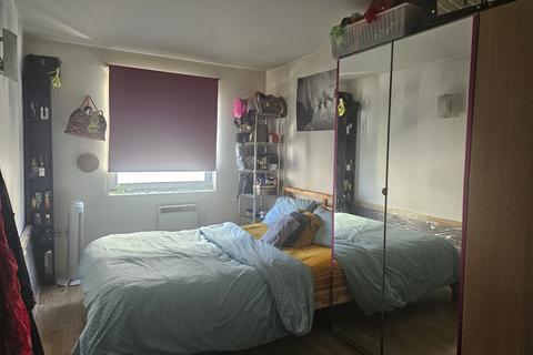 1 bedroom flat for sale, Deals Gateway, London SE13