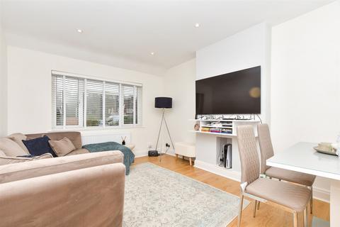 2 bedroom maisonette for sale, Brighton Road, Hooley, Coulsdon, Surrey