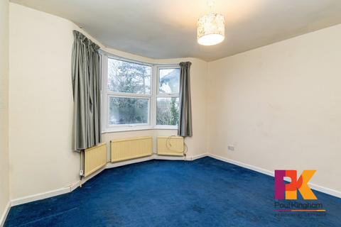 2 bedroom maisonette to rent, Hughenden Road, High Wycombe HP13