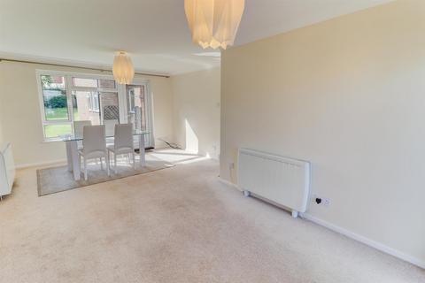 2 bedroom flat to rent, Milverton Terrace, Leamington Spa