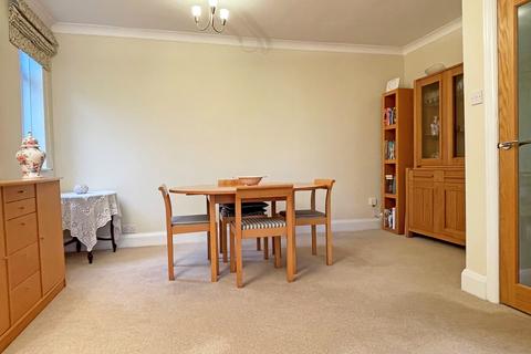 3 bedroom detached house for sale, Withdean Court Avenue, Brighton BN1