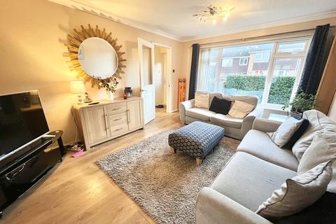 3 bedroom terraced house for sale, Medway Road, Ferndown, Dorset, BH22