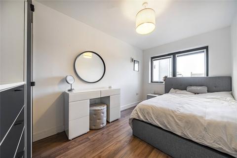 2 bedroom apartment for sale, Gordon Road, London