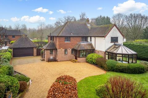 4 bedroom detached house for sale, Fryerning Lane, Ingatestone CM4