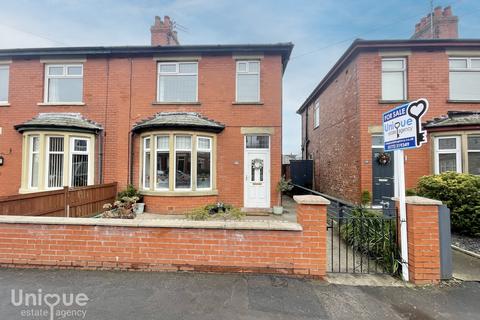 3 bedroom semi-detached house for sale, Ribby Avenue, Kirkham PR4