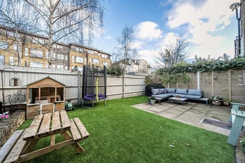 20 Cecil Road, London, SW19 1JT