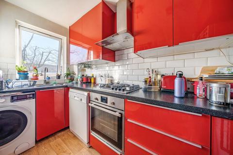 2 bedroom flat for sale, Essex Road, Islington