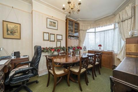 4 bedroom semi-detached house for sale, Loveday Road, London W13