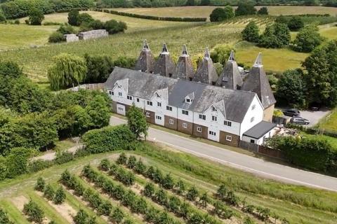 4 bedroom equestrian property for sale, Denstead Oast, Denstead Lane, Chartham Hatch, Kent