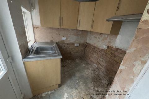 2 bedroom terraced house for sale, Dudley Road, Grantham, NG31