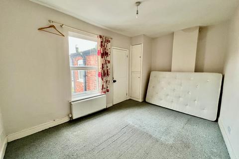 2 bedroom terraced house for sale, Dudley Road, Grantham, NG31