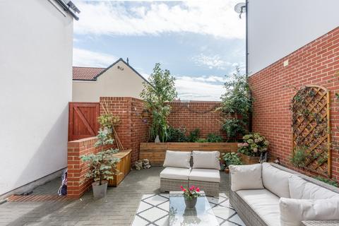 55 British Road, Bristol, BS3 3BT