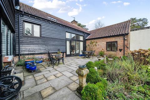 4 bedroom detached house for sale, Cuckoo Farm Yard, Urchfont