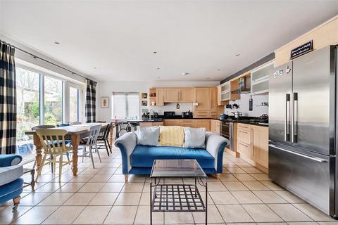 undefined, Cuckoo Farm Yard, Urchfont