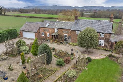 4 bedroom country house for sale, Osbaston, Oswestry.