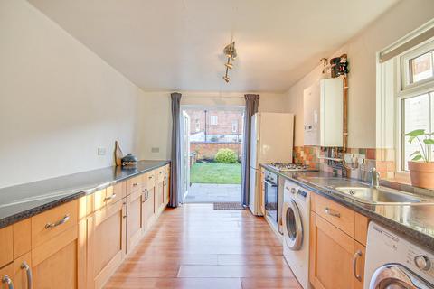 9 Edwy Parade, Gloucester, GL1 2QH