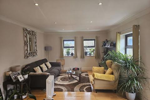 2 bedroom apartment for sale, 1 Carswell Road, London