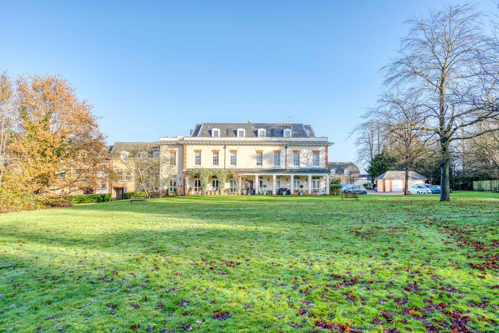 Flat 14 Sparrows Herne Mansions Fuller Close Bushe