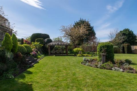 4 bedroom detached house for sale, Field Lane, Clent, Stourbridge