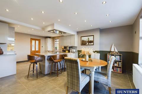 8 Maiden Row, Crocketford, Dumfries, DG2 8RB