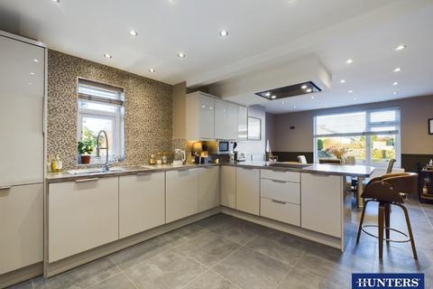 8 Maiden Row, Crocketford, Dumfries, DG2 8RB