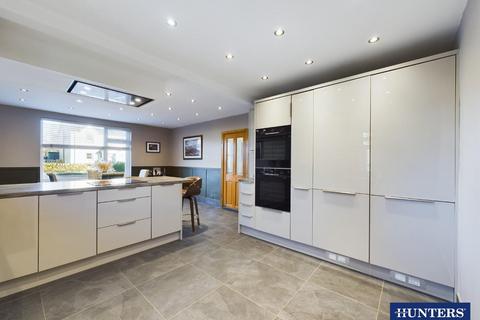 8 Maiden Row, Crocketford, Dumfries, DG2 8RB
