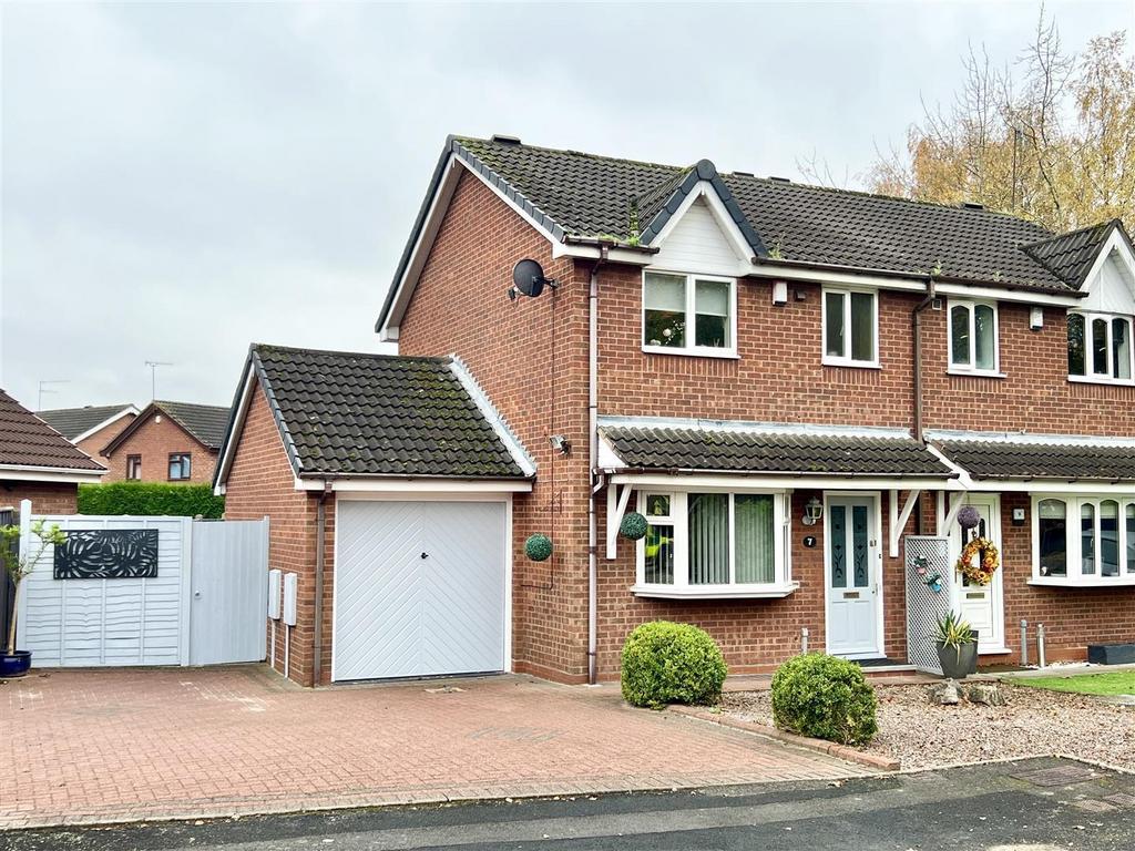 Bramble Close Cradley Heath 1.jpg