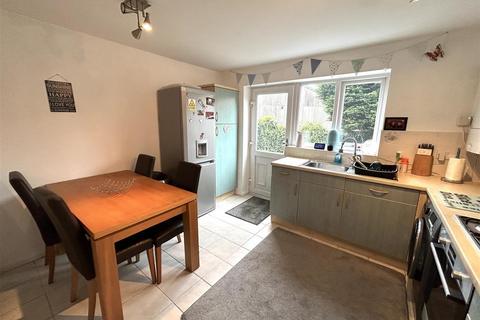 7 Bristam Close, Oldbury, B69 2JP