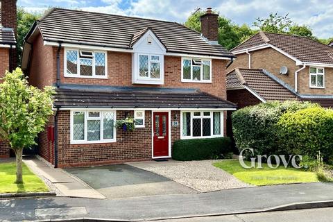 4 bedroom detached house for sale, Mission Close, Cradley Heath