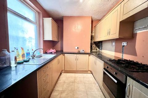 2 bedroom end of terrace house for sale, Haden Road, Cradley Heath