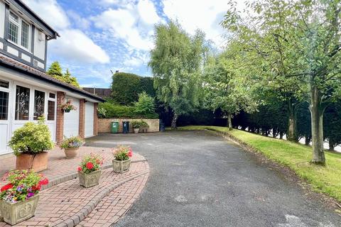 4 bedroom detached house for sale, Cloister Drive, Halesowen