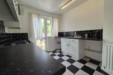 34 Bickington Road, Birmingham, B32 3EY